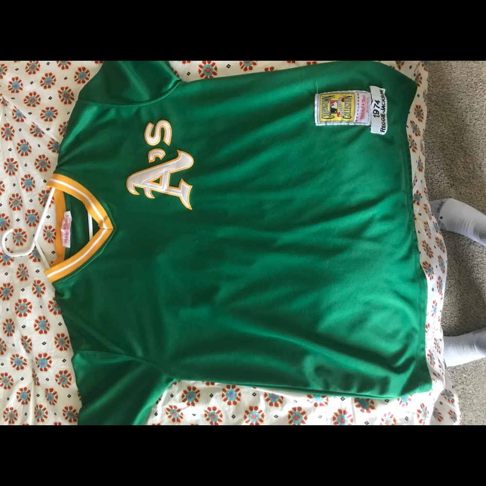 Oakland A’s Reggie Jackson throwback jersey